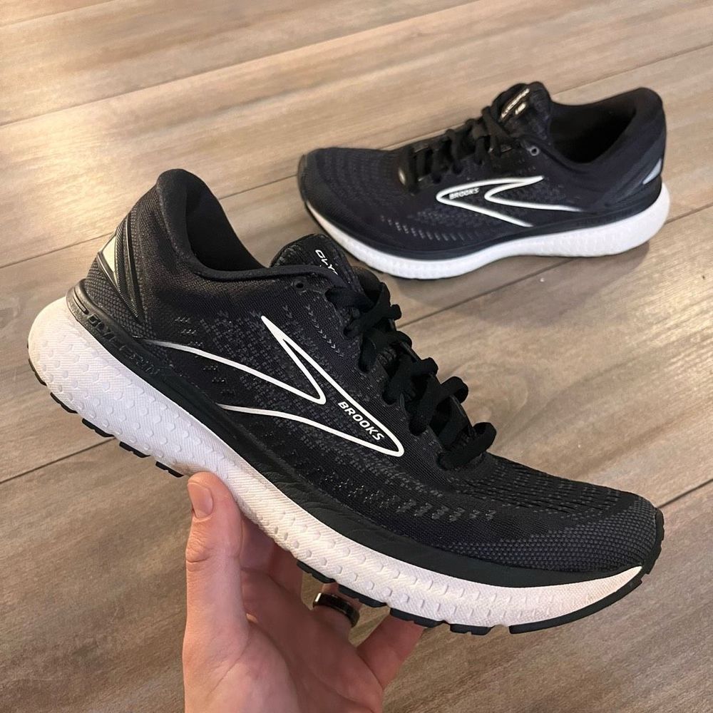 Brooks Glycerin 19 Athletic Running Shoes Women size 9